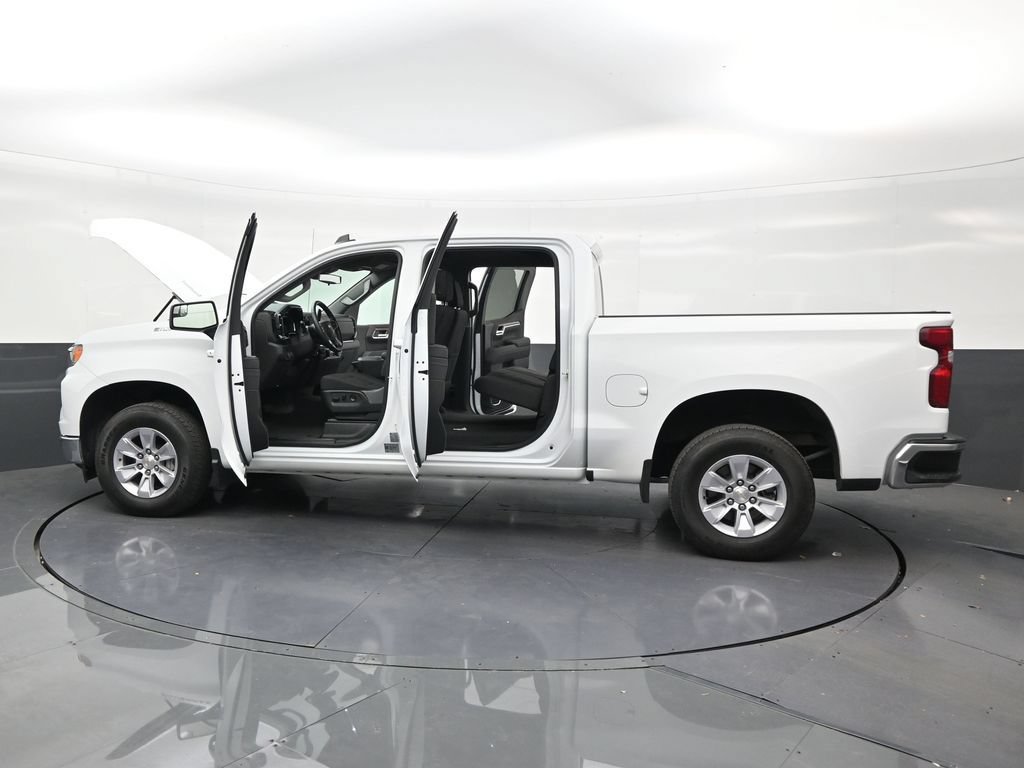 Used 2025 Chevrolet Silverado 1500 LT RWD image 29