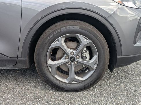 Used 2025 Ford Escape ST-Line image 11