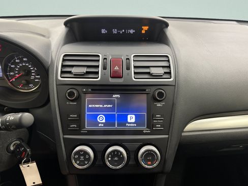 Used 2015 Subaru Crosstrek 2.0i AWD/4WD image 12