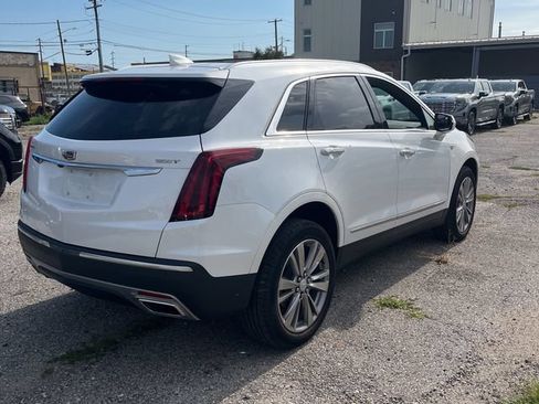 Used 2023 Cadillac XT5 Premium Luxury w/ LPO, Floor Liner Package AWD/4WD image 4