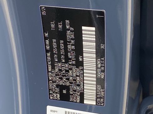 Certified 2024 Toyota Grand Highlander XLE image 36