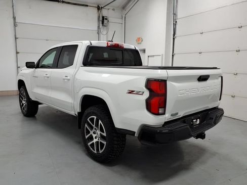 Used 2023 Chevrolet Colorado Z71 w/ Z71 Convenience Package 2 AWD/4WD image 5