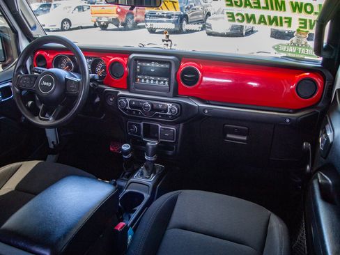 Used 2023 Jeep Gladiator Sport AWD/4WD image 26