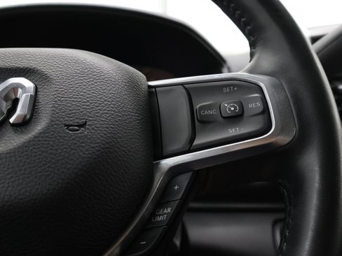 Used 2024 RAM 2500 Laramie AWD/4WD image 14