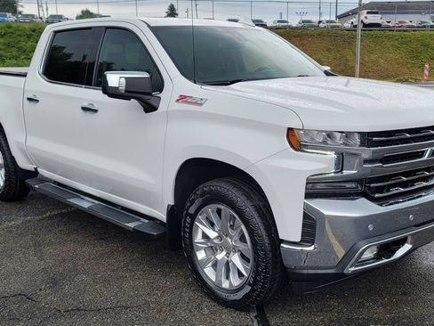 Used 2021 Chevrolet Silverado 1500 LTZ w/ LTZ Premium Package AWD/4WD image 2