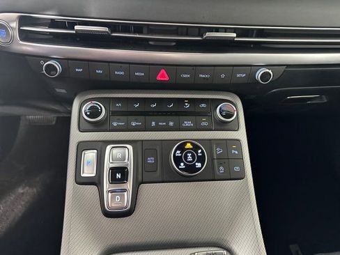 Used 2023 Hyundai Palisade SE image 23