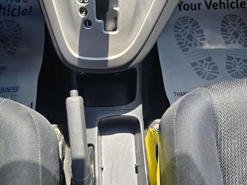 Used 2010 Toyota Matrix image 18