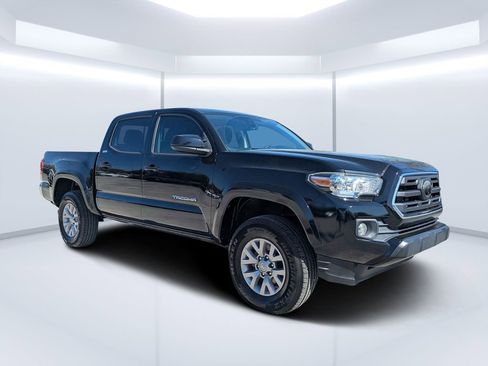 Used 2019 Toyota Tacoma SR5 image 1