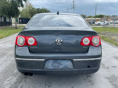 Used 2009 Volkswagen Passat Komfort FWD image 6