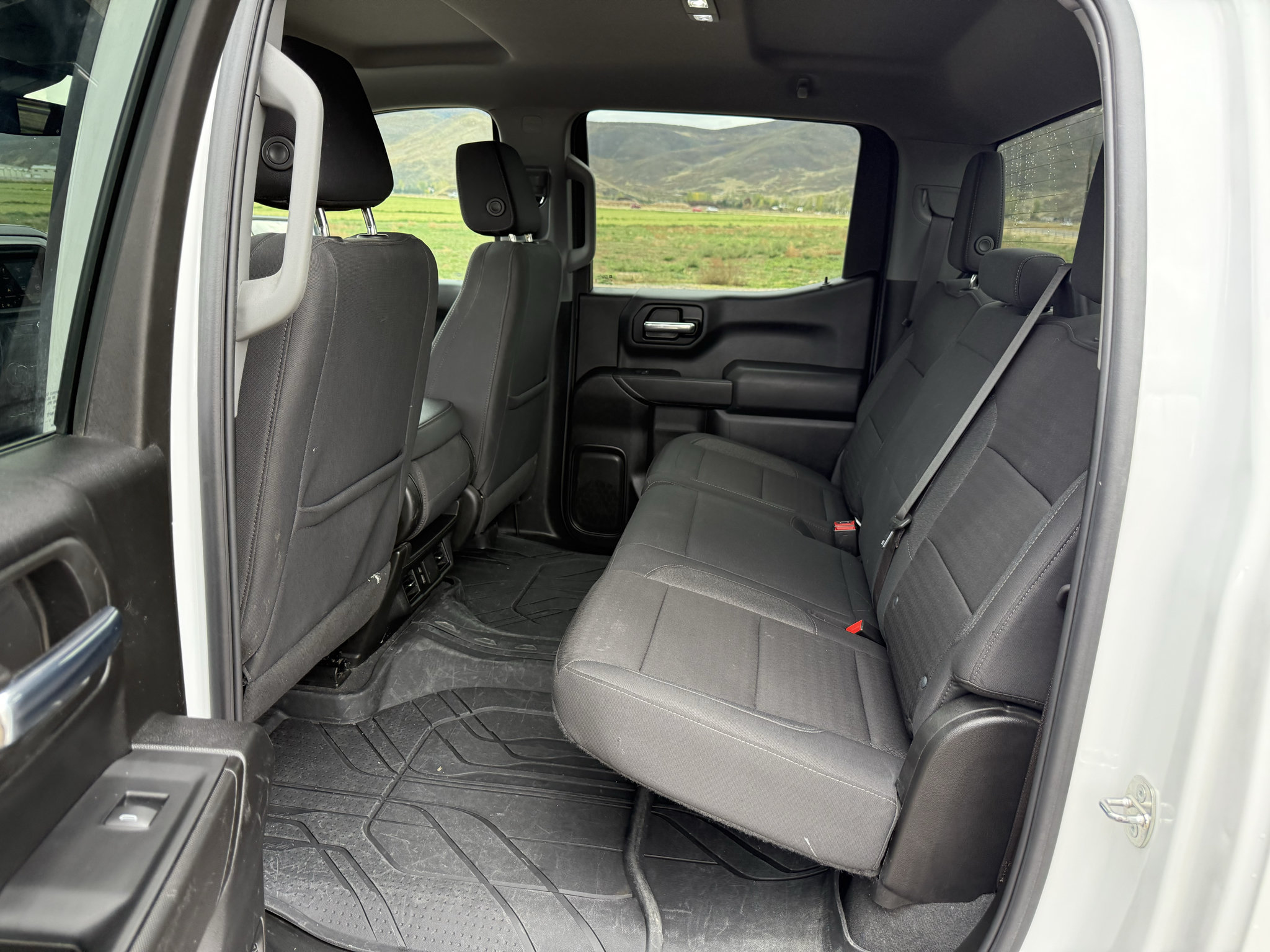 Used 2024 Chevrolet Silverado 1500 Custom AWD/4WD image 27