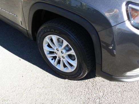 Used 2022 Jeep Cherokee Latitude Lux image 44