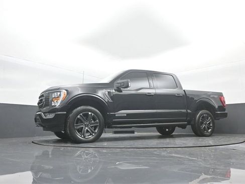 Certified 2023 Ford F150 XLT w/ Equipment Group 302A High image 30