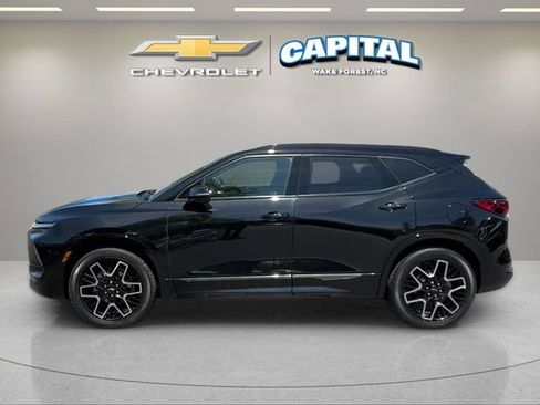 Used 2023 Chevrolet Blazer RS w/ Driver Confidence II Package FWD image 3