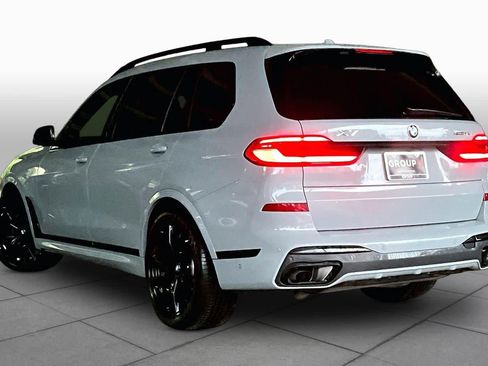 Used 2024 BMW X7 xDrive40i w/ M Sport Package AWD/4WD image 11