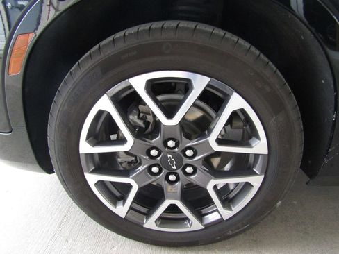 Used 2025 Chevrolet Blazer RS image 31