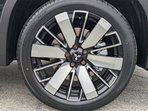 New 2025 Mitsubishi Outlander SEL image 11