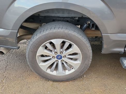 Used 2017 Ford F150 XL w/ Equipment Group 101A Mid image 5