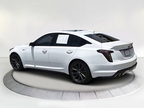 Certified 2025 Cadillac CT5 V RWD image 3