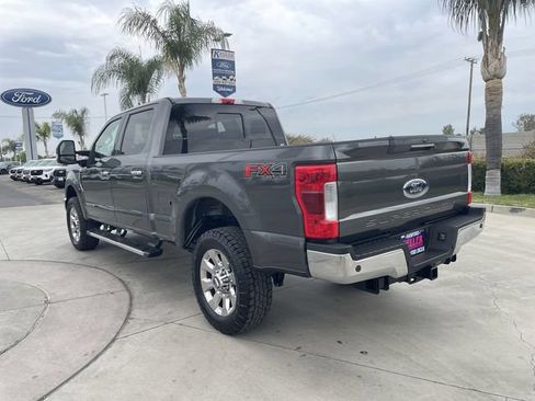 Used 2018 Ford F250 Lariat w/ Lariat Ultimate Package AWD/4WD image 6