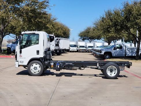 New 2025 Chevrolet Low Cab Forward 5500 XD RWD image 11