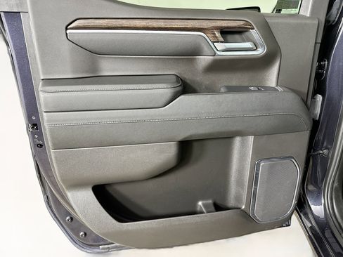 Used 2024 GMC Sierra 1500 Elevation image 26