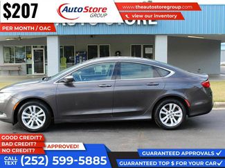 Used 2016 Chrysler 200 Limited image 1