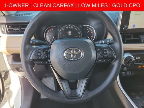 Used 2025 Toyota RAV4 XLE FWD image 25