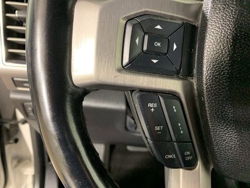 Used 2018 Ford F150 Platinum w/ Equipment Group 701A Luxury image 21