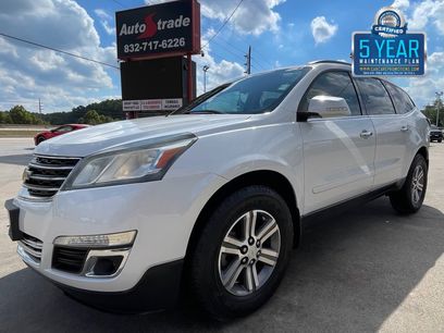 Used 2017 Chevrolet Traverse LT