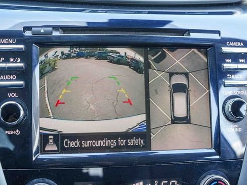Used 2023 Nissan Murano SL w/ SL Moonroof Package FWD image 25