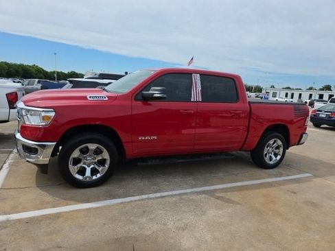 Used 2022 RAM 1500 Big Horn AWD/4WD image 2
