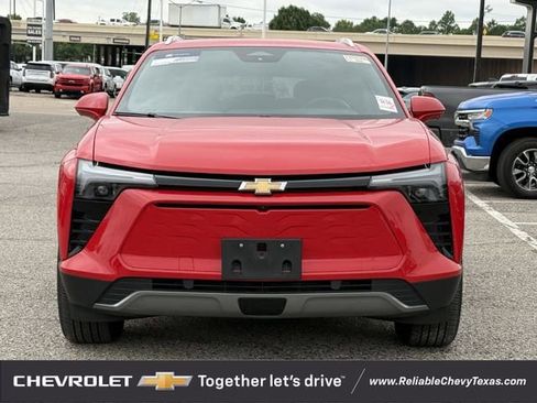 Used 2024 Chevrolet Blazer EV LT AWD/4WD image 2