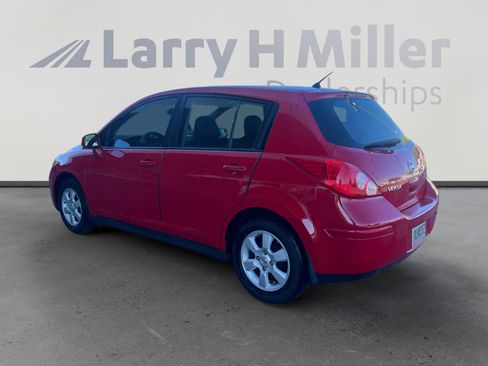 Used 2007 Nissan Versa SL image 3