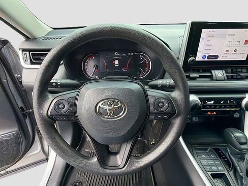 Used 2023 Toyota RAV4 LE AWD/4WD image 38