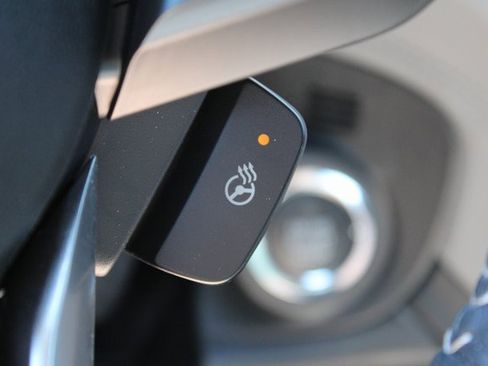 Certified 2025 Subaru Legacy Limited image 30