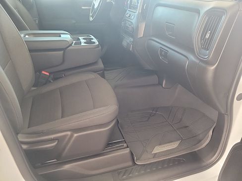 Used 2025 Chevrolet Silverado 1500 Custom AWD/4WD image 15