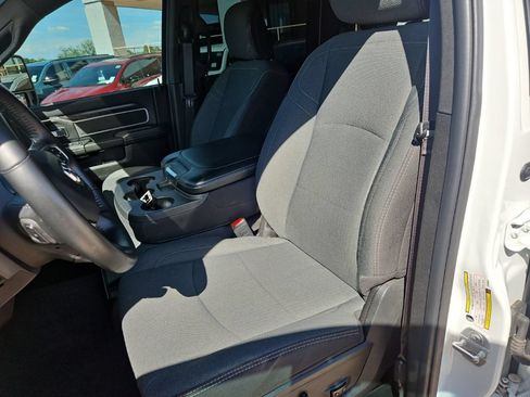 Used 2024 RAM 2500 Big Horn w/ Sport Appearance Package AWD/4WD image 14