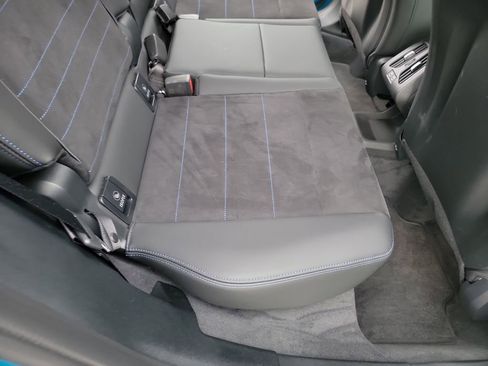 Certified 2025 BMW X1 xDrive28i w/ M Sport Package image 15