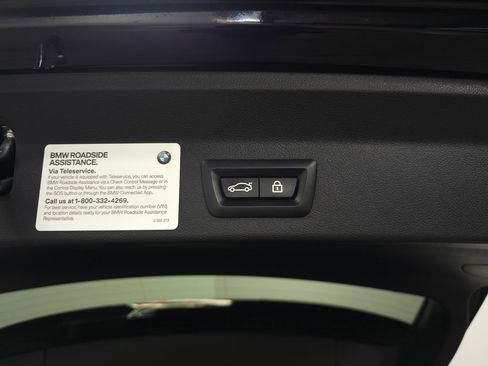 Used 2023 BMW X3 xDrive30i w/ Convenience Package w/ZPA AWD/4WD image 8