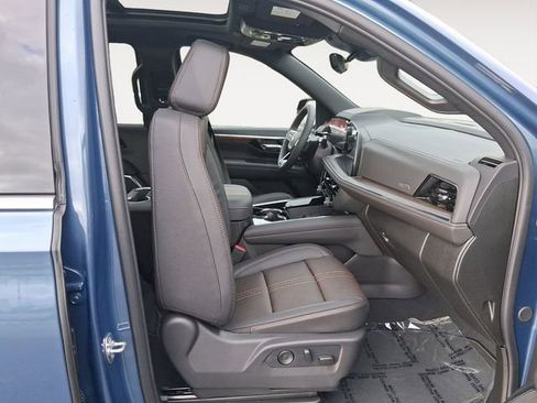 New 2026 Chevrolet Suburban High Country w/ Sun And Tow Package image 15