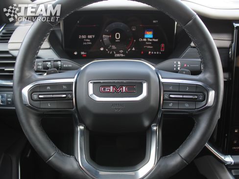 Certified 2024 GMC Acadia Elevation FWD image 13