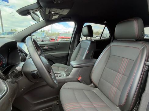 Used 2023 Chevrolet Equinox RS image 8
