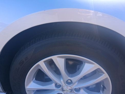 Used 2017 Chevrolet Malibu LT image 12