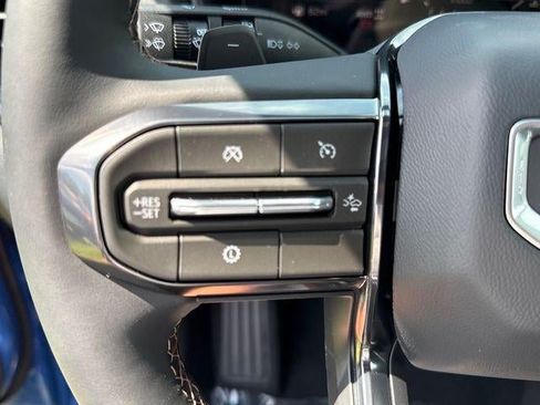New 2027 GMC Terrain AT4 w/ LPO, Floor Liner Package AWD/4WD image 18