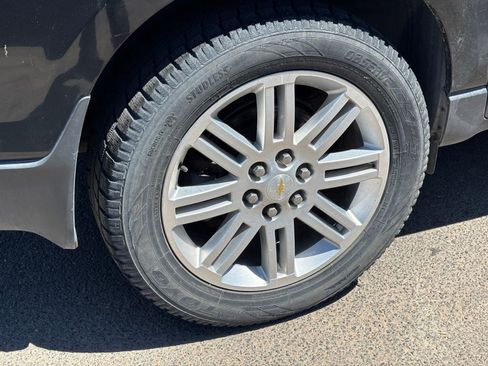 Used 2014 Chevrolet Traverse LT w/ All-Star Edition AWD/4WD image 5
