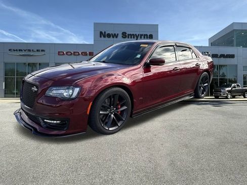 Used 2023 Chrysler 300 C image 8