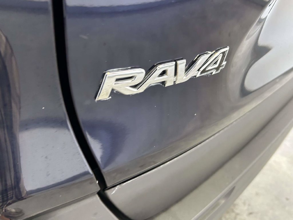 Certified 2025 Toyota RAV4 XLE AWD/4WD image 10