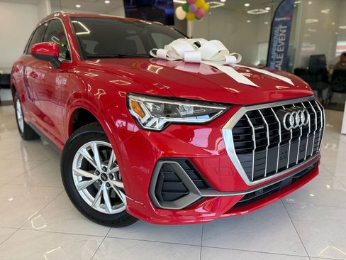 Used 2025 Audi Q3 2.0T Premium image 3