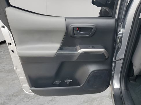 Used 2021 Toyota Tacoma SR5 image 17