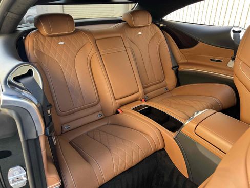 Used 2020 Mercedes-Benz S 560 4MATIC Coupe image 5